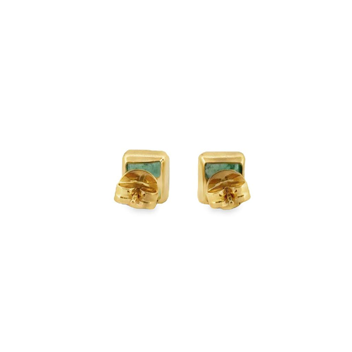 7mm Emerald Stud Earrings in 18K Yellow Gold