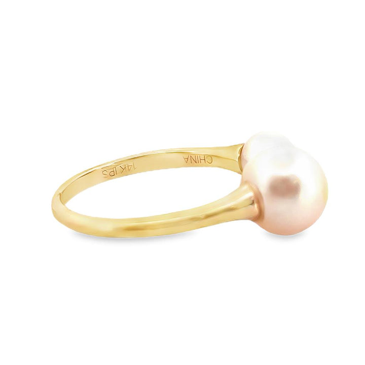 14K Yellow Gold Ring with 8mm and 5mm Pearls