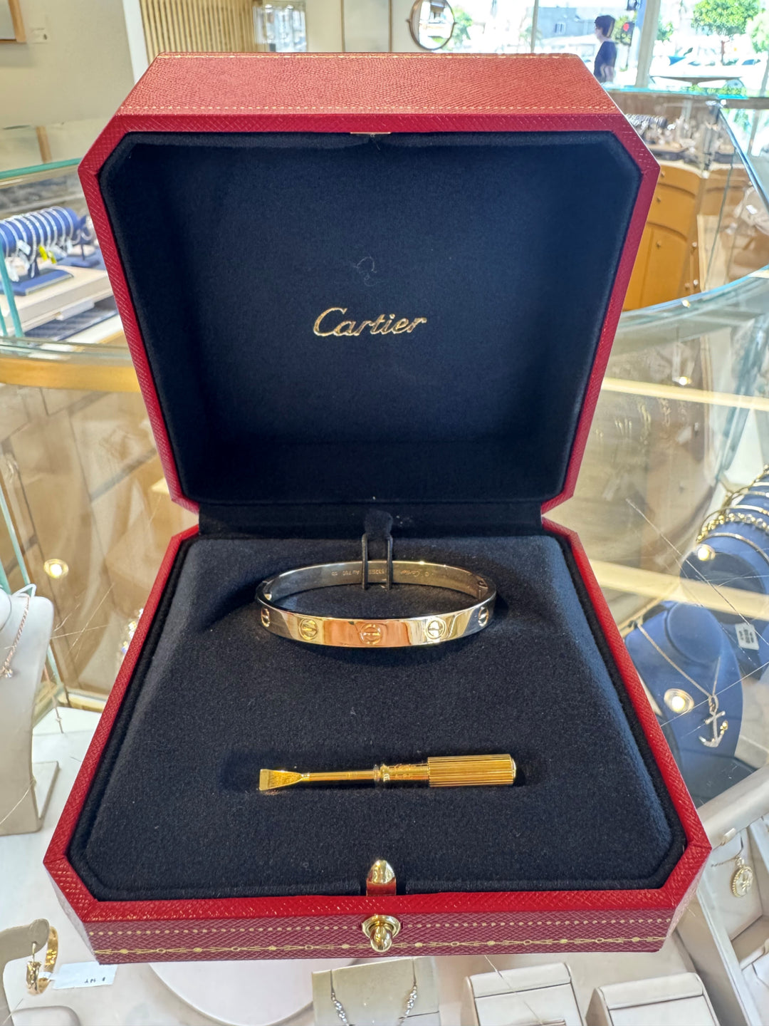 Pre-Owned Cartier Love 18K Yellow Gold Bracelet Size 16