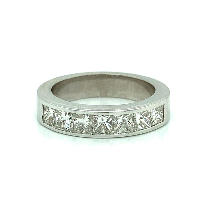 1.42ctw Diamond Ring Channel Set in 18k White Gold