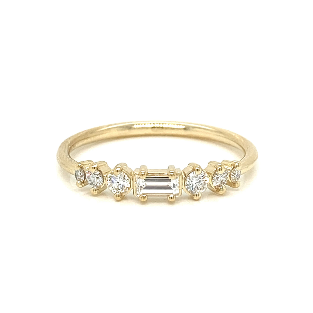 0.14 CT Baguette 0.17 CTW Round Diamonds 14K Yellow Gold Wedding Band