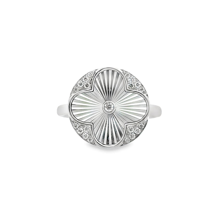 Doves 0.12 CTW Diamond 18K White Gold Clover Ring