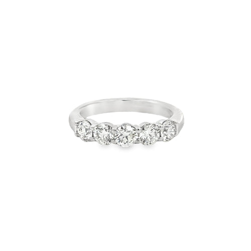 1.23 CTW Diamond Wedding Band in 14K White Gold – Size 6.5