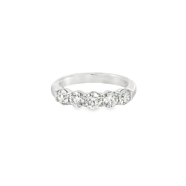 1.23 CTW Diamond Wedding Band in 14K White Gold – Size 6.5