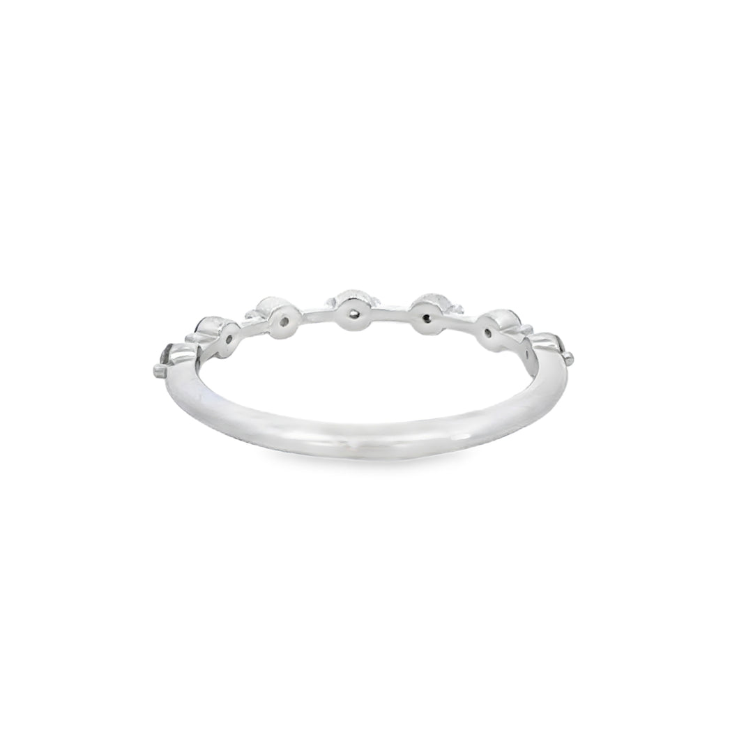 0.17 CTW Diamond 18K White Gold Wedding Band – 2mm