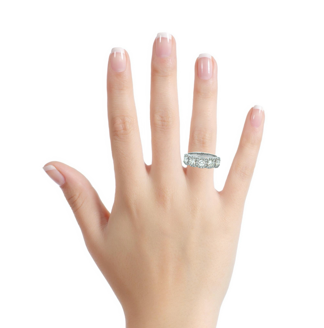 1.27 CTW Diamond Band Ring in 14K White Gold