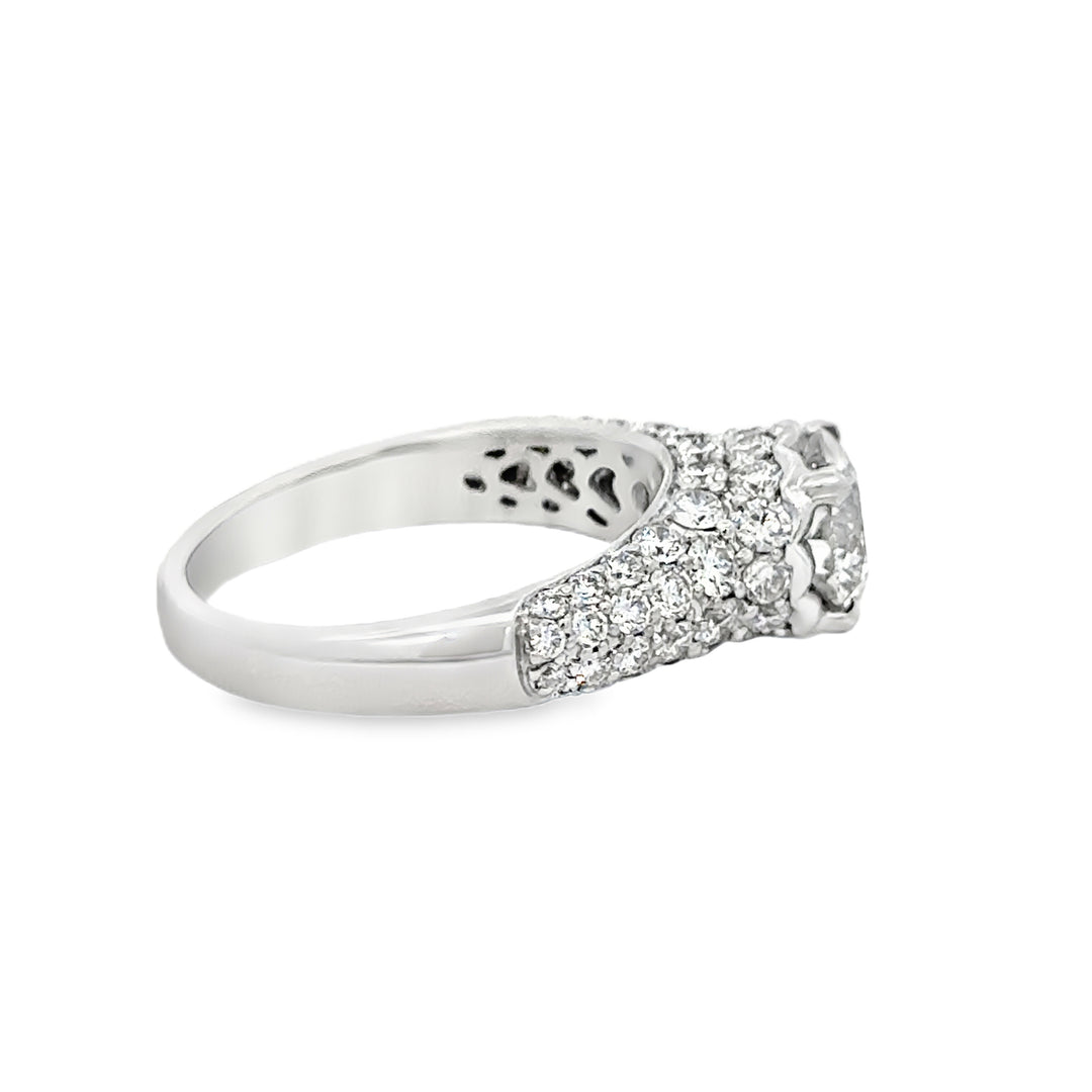 diamonds, ring size 6 3/4 but can be sized, 
ChatGPT said:
1.30 CT Diamond Engagement Ring – 18K White Gold, GIA Certified, 1.33 CTW Diamond Setting