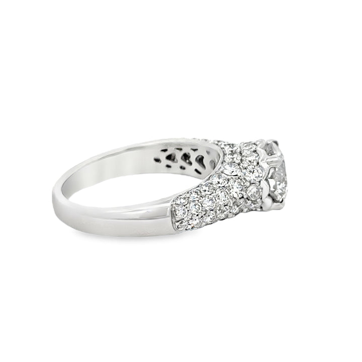 diamonds, ring size 6 3/4 but can be sized, 
ChatGPT said:
1.30 CT Diamond Engagement Ring – 18K White Gold, GIA Certified, 1.33 CTW Diamond Setting