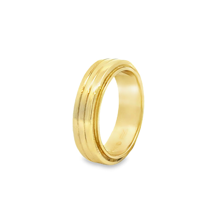 14K Yellow Gold Men’s Wedding Band – 5.8mm