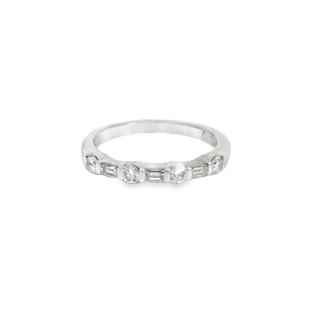 Pre-Owned Tiffany & Co. 0.35 CTW Diamond Platinum Baguette and Round Band Ring