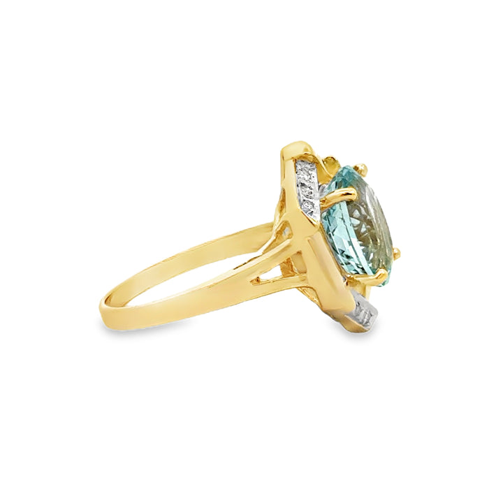 3.19 CT Oval Aquamarine and Diamond 14K Yellow Gold Ring