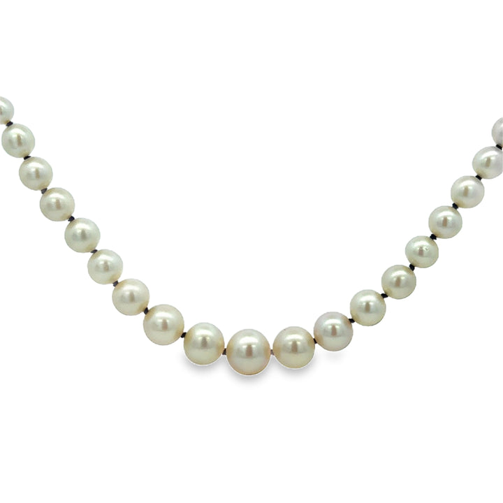 Vintage Graduated Pearl Strand Necklace with Diamond Clasp