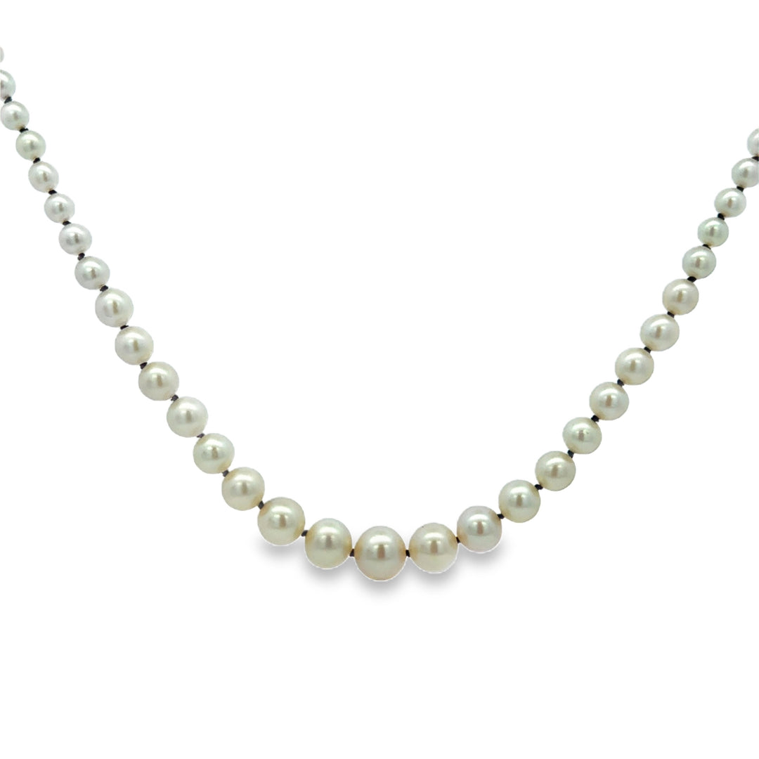 Vintage Graduated Pearl Strand Necklace with Diamond Clasp