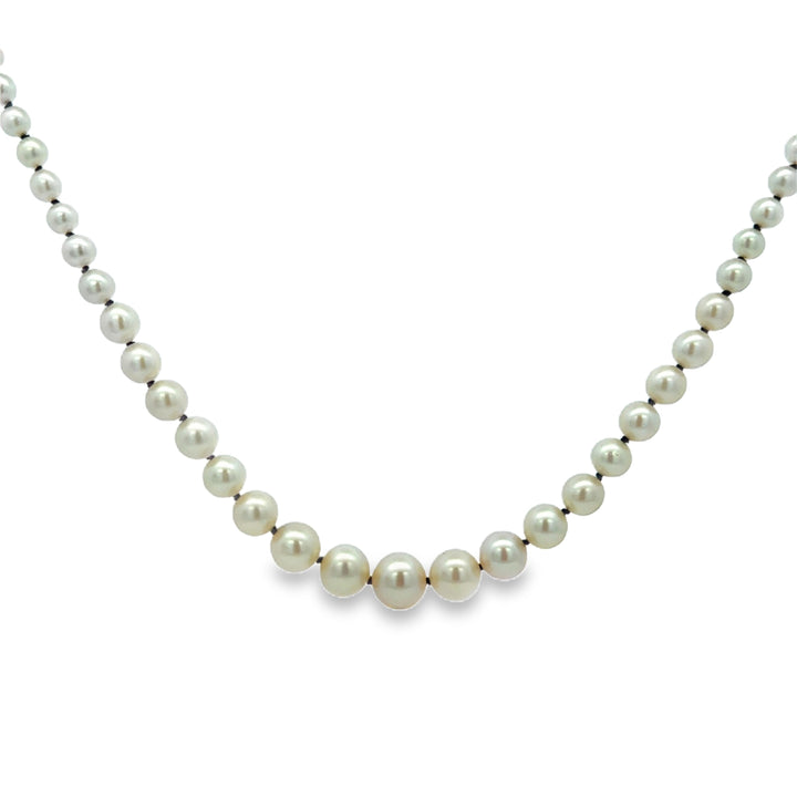 Vintage Graduated Pearl Strand Necklace with Diamond Clasp