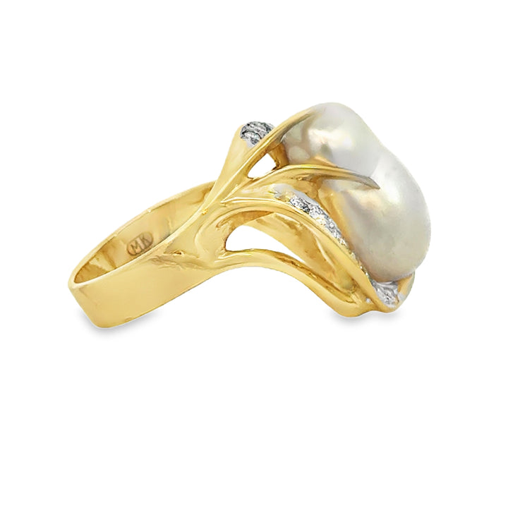 0.30 CTW Diamond 14K Yellow Gold Pearl Ring