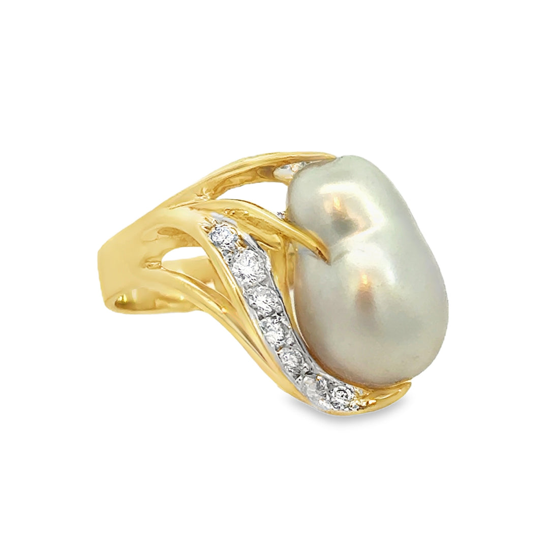 0.30 CTW Diamond 14K Yellow Gold Pearl Ring