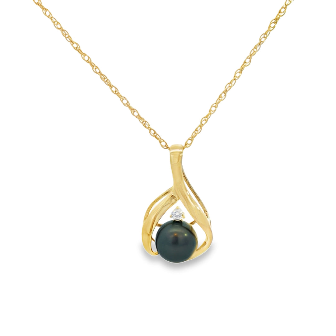 0.08 CT Diamond &amp; 10mm Tahitian Pearl 14K Yellow Gold Pendant Necklace