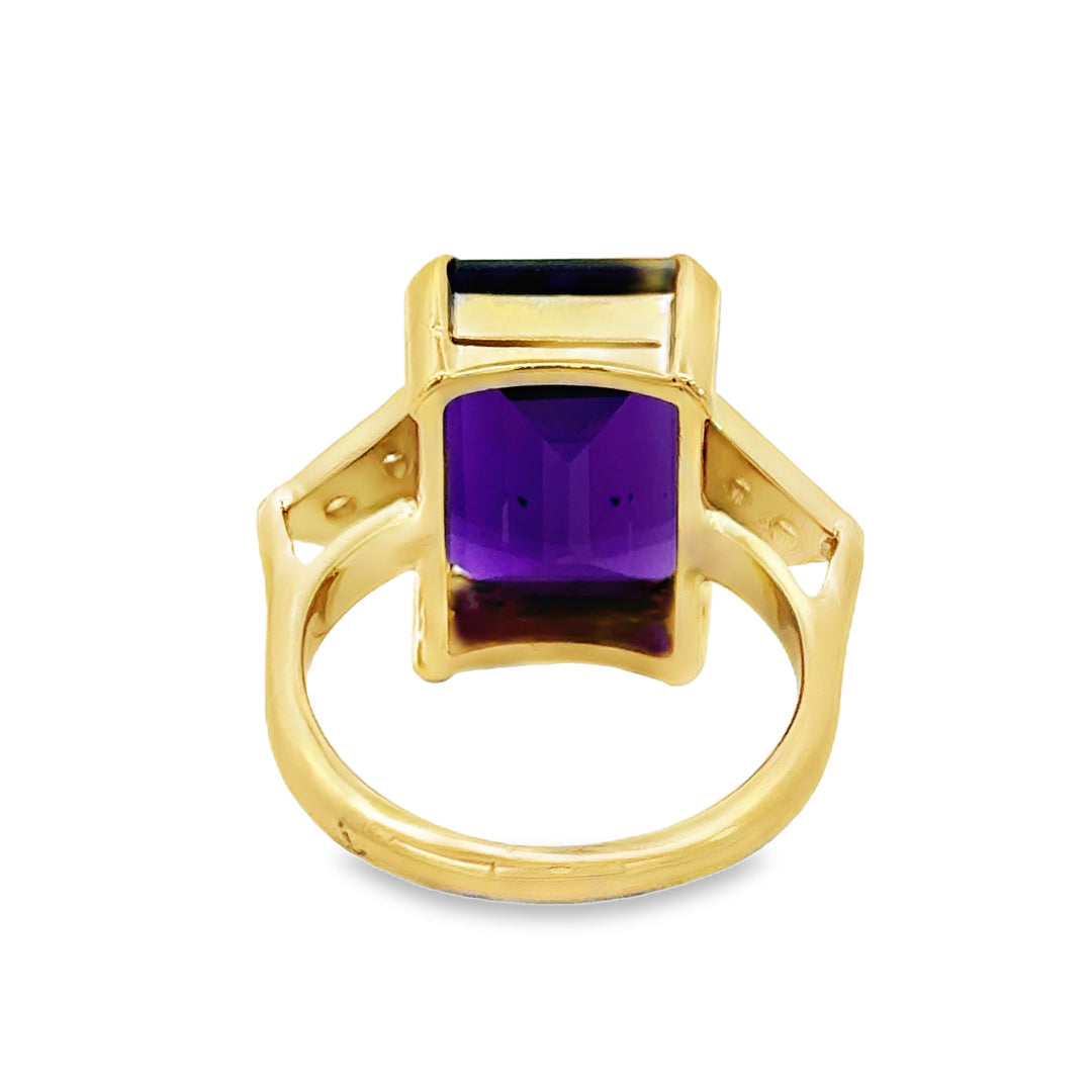 0.12 CTW Diamond Amethyst Ring