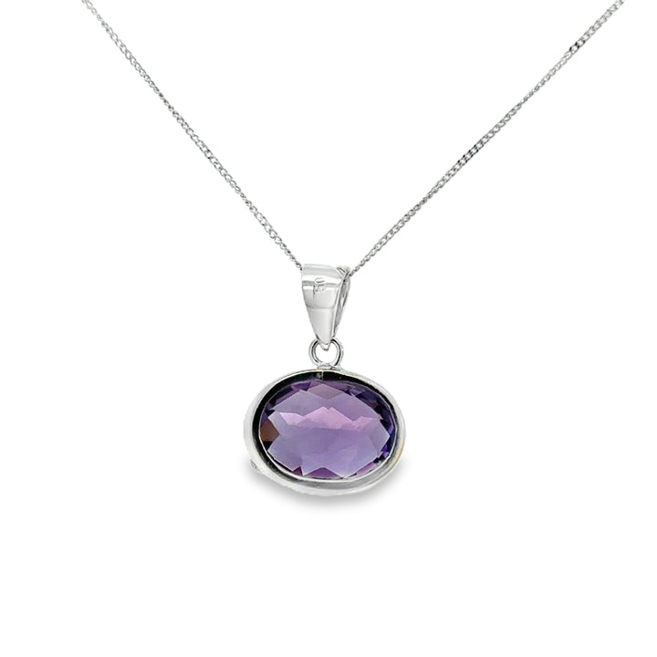 18K White Gold Oval Amethyst Pendant Necklace