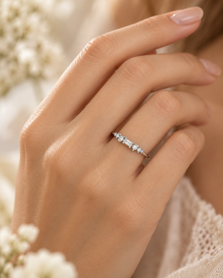 0.31 CTW Diamond 14K White Gold Band – Round &amp; Baguette Accents, 3.2mm