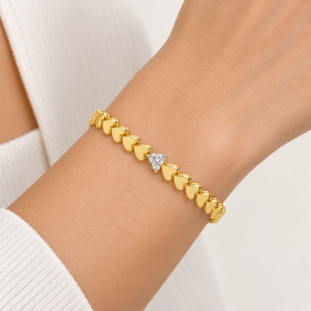 0.25 CTW Heart Shape Diamond 14K Yellow Gold Heart Link Bracelet