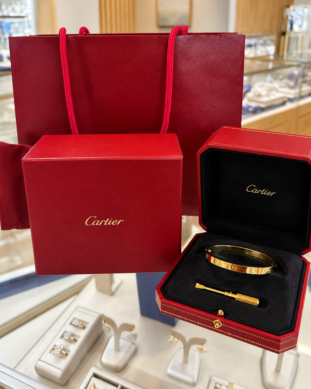 Pre-Owned Cartier Love Bracelet Medium Model 18K Yellow Gold Bracelet