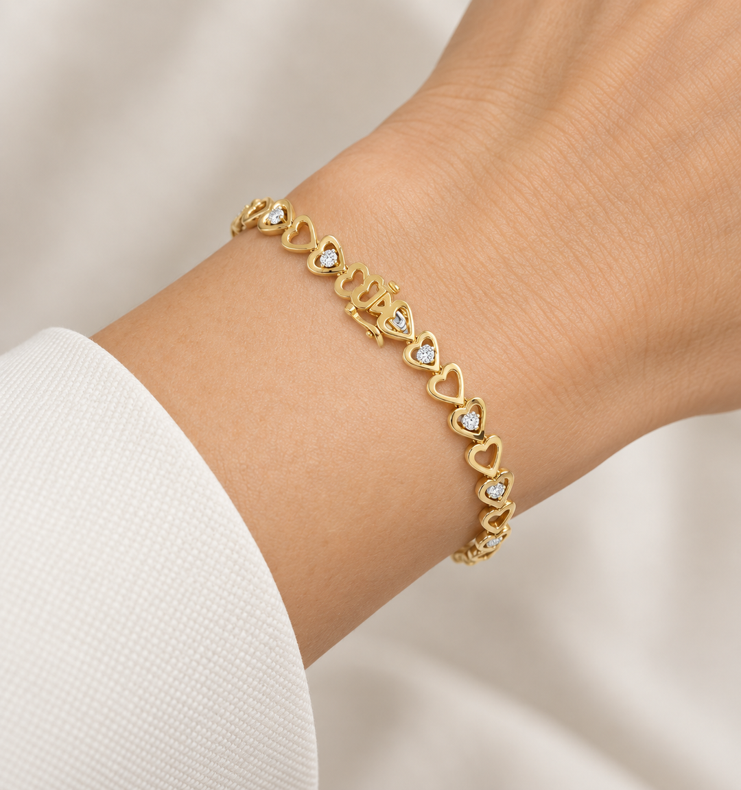 1.00 CTW Diamond Heart Link 14K Yellow Gold Bracelet