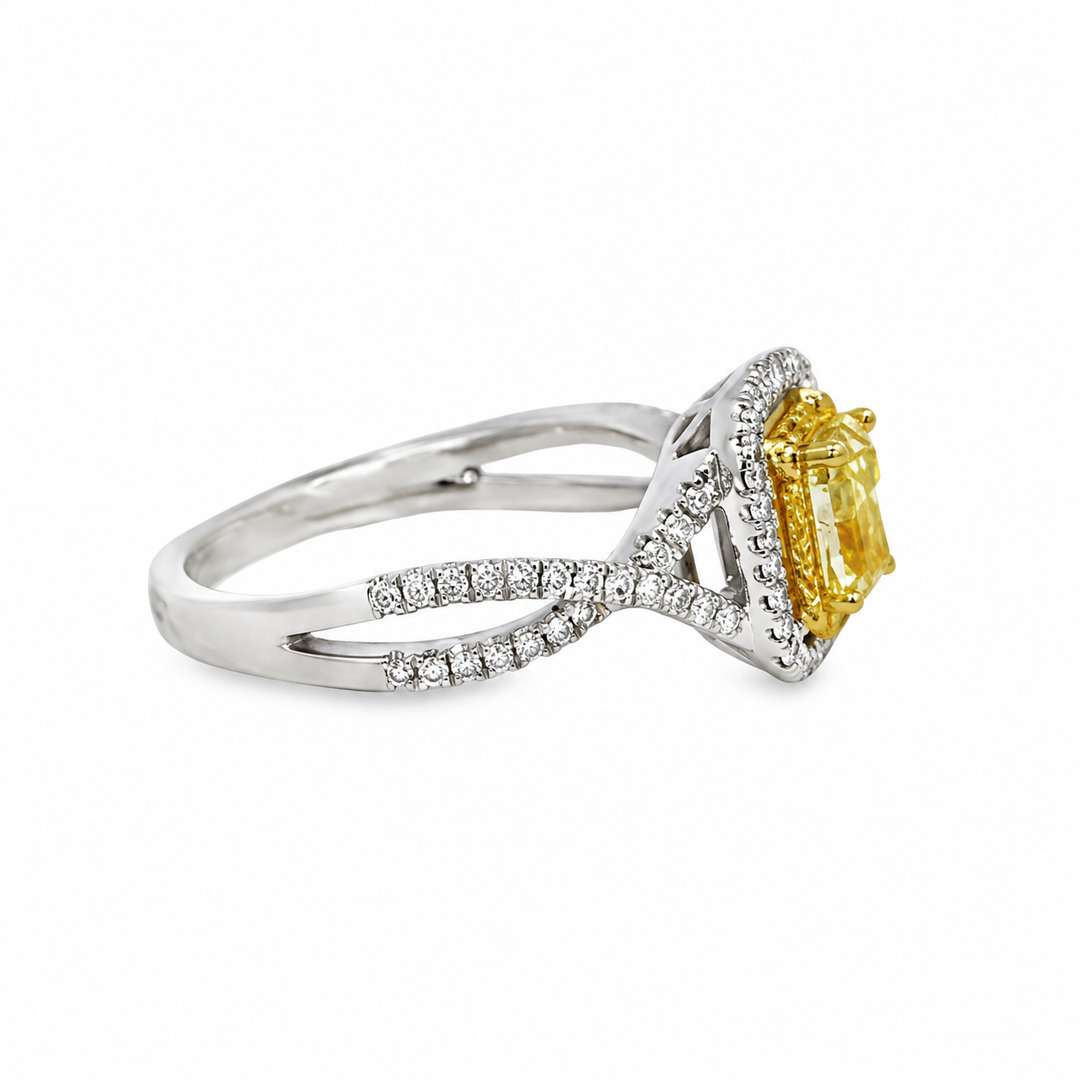 0.90 CT Yellow Diamond &amp; 0.33 CTW Diamond Ring