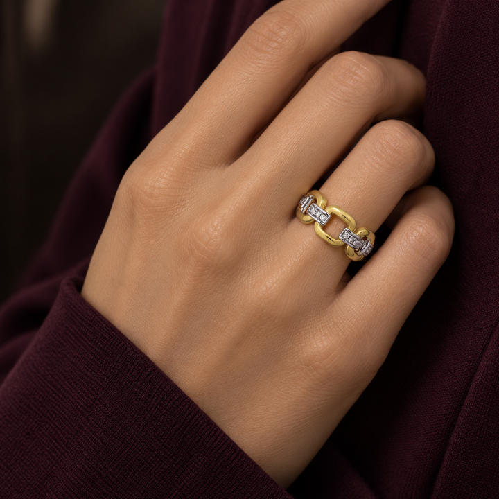 0.25 CTW Diamond 14K Two-Tone Gold Link Design Ring