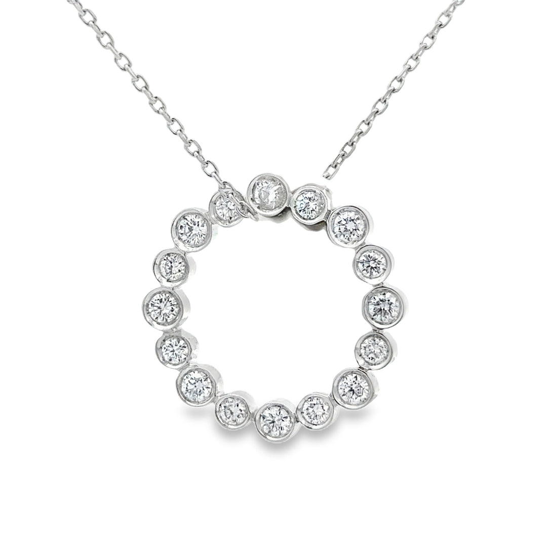 1.50 CTW Diamond Circle Pendant Necklace in 18K White Gold