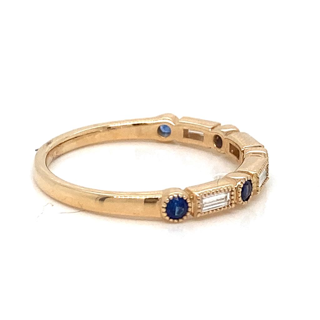14K Gold Baguette Diamonds and Sapphire Ring