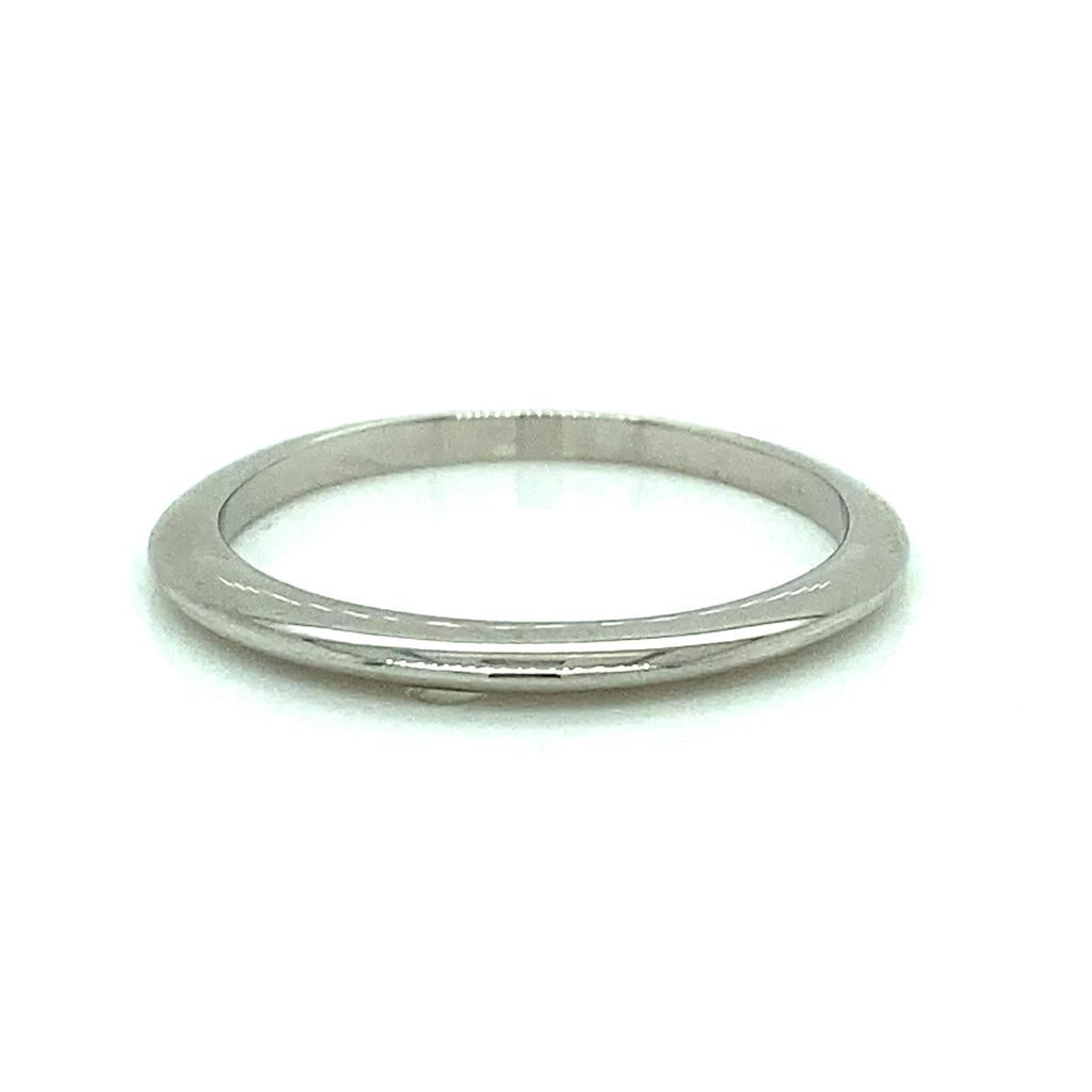 18k White Gold Knife Edge Wedding Band