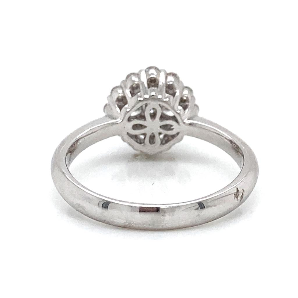 0.59 CTW Round Diamond 14K White Gold Cluster Ring