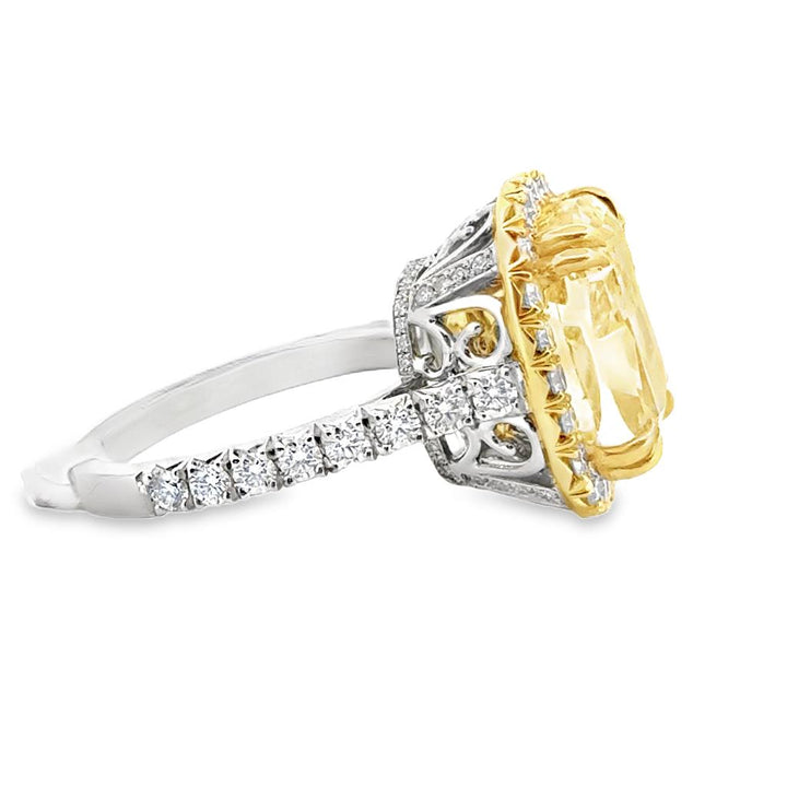 10.09 CT Cushion-Cut Fancy Yellow Diamond Ring SI1 in Platinum