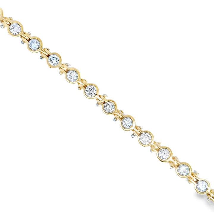 7.35 CTW Diamond Tennis Bracelet in 18K Yellow Gold