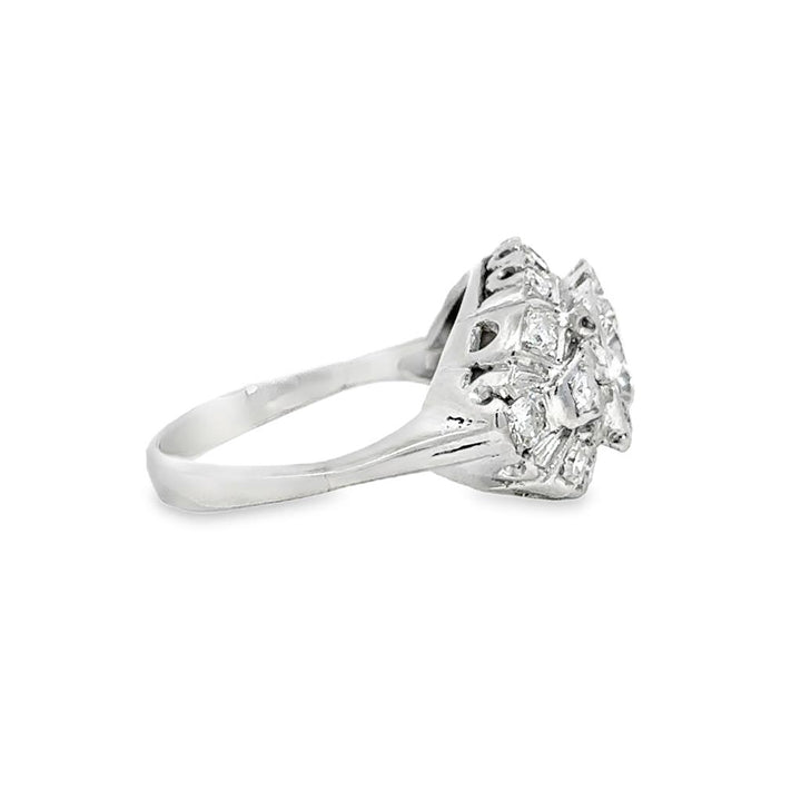 Vintage Diamond Ring in Platinum – 1.00CT Center
