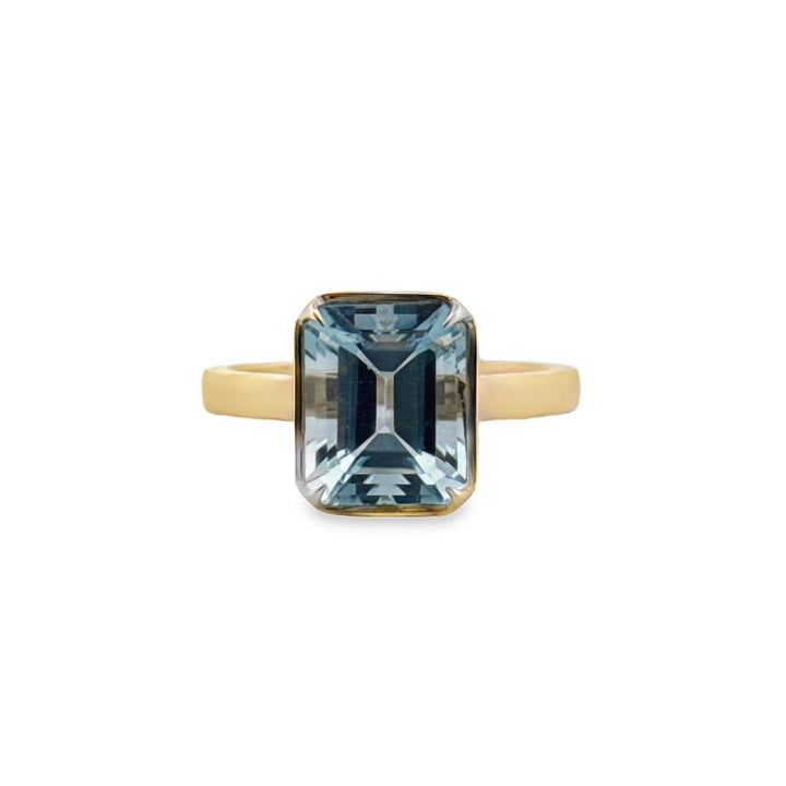 4.00 Carat Aquamarine Ring – Emerald Cut, 14K Yellow Gold
