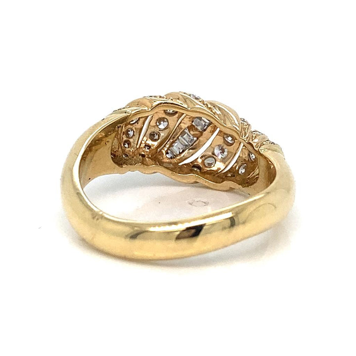 0.50 CTW Round and Baguette Diamonds 18K Yellow Gold Ring