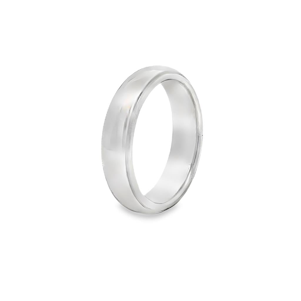 Men’s Platinum Wedding Band with Milgrain Detail – 5mm