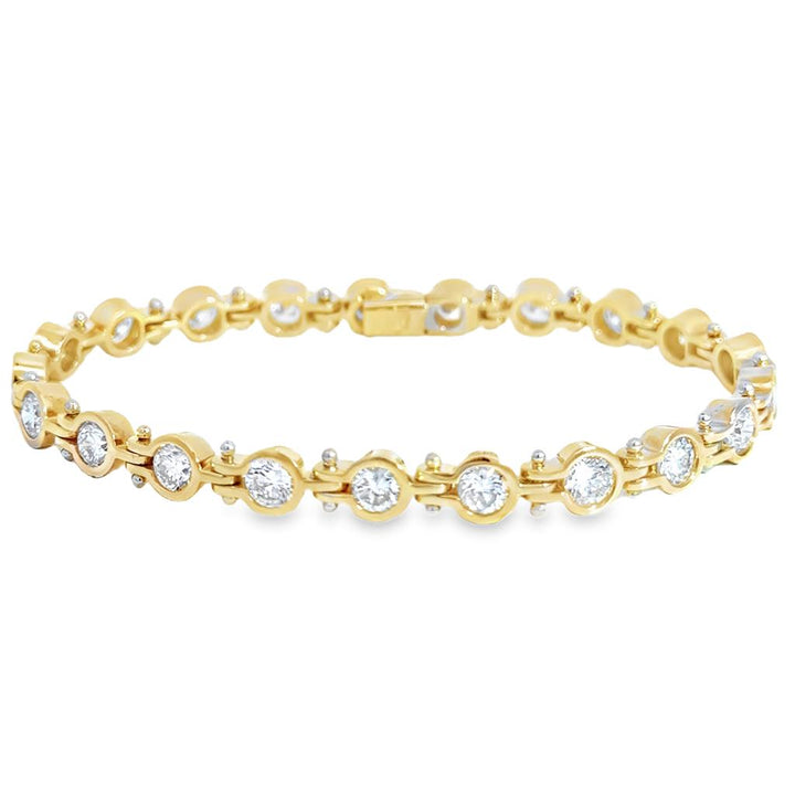 7.35 CTW Diamond Tennis Bracelet in 18K Yellow Gold