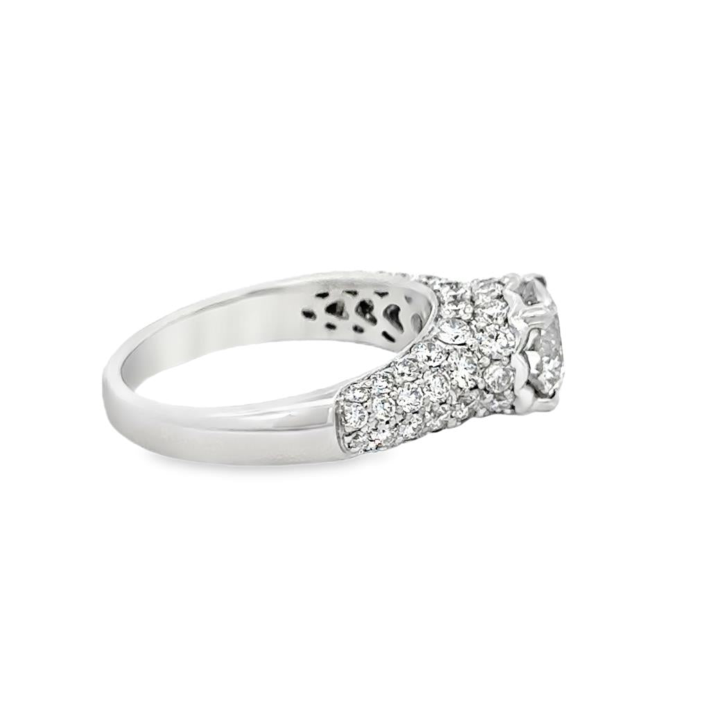 diamonds, ring size 6 3/4 but can be sized, 
ChatGPT said:
1.30 CT Diamond Engagement Ring – 18K White Gold, GIA Certified, 1.33 CTW Diamond Setting