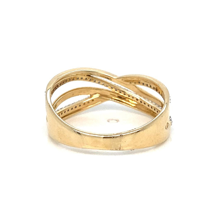 0.12 CTW Round Diamond 14K Yellow Gold Curved Design Ring