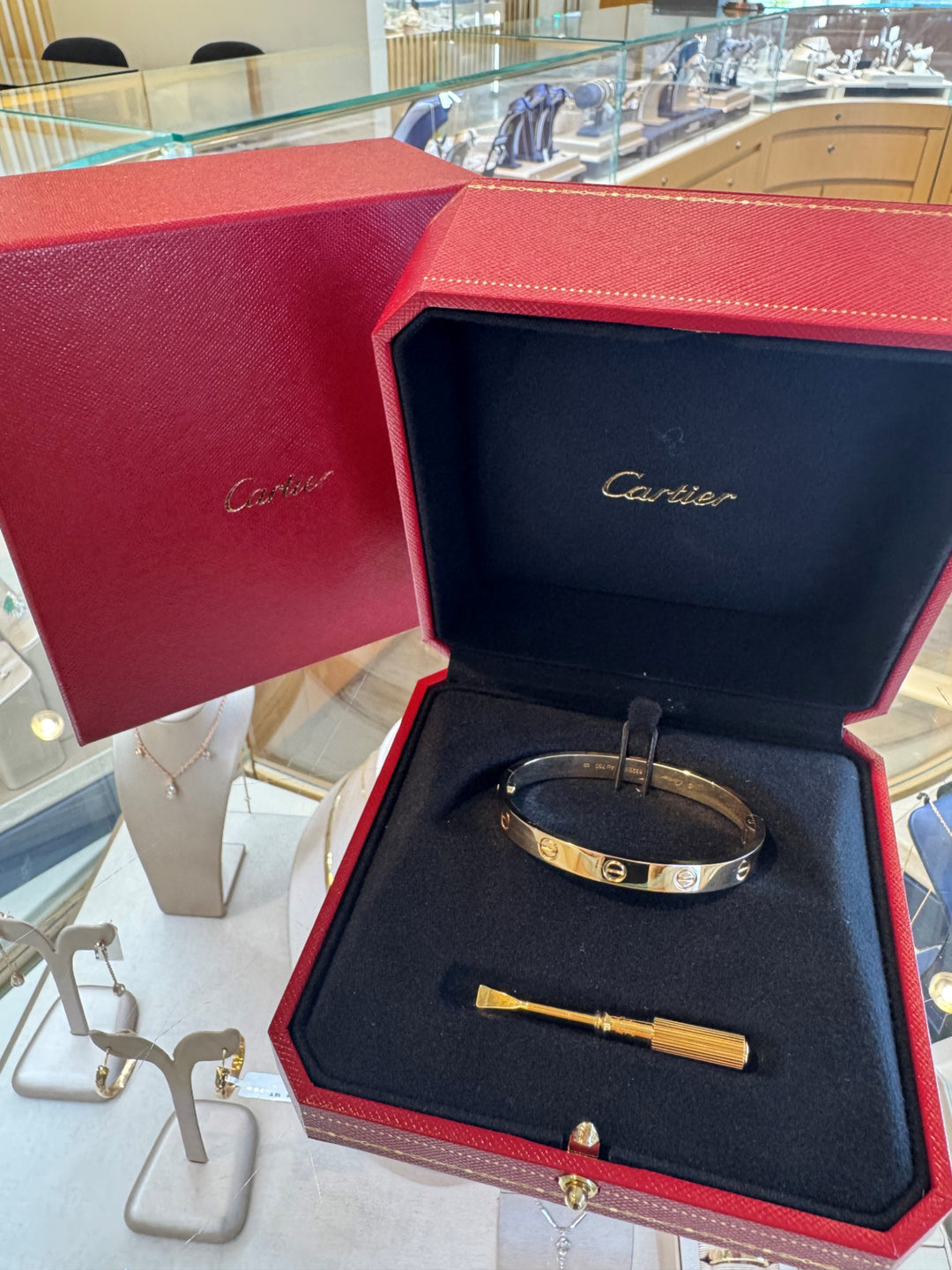 Pre-Owned Cartier Love 18K Yellow Gold Bracelet Size 16