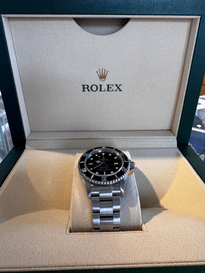 Pre-Owned Rolex Sea-Dweller Model 16600 Stainless Steel Automatic Watch
