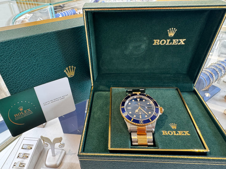 Pre-Owned 1986 Rolex Submariner Model 16803