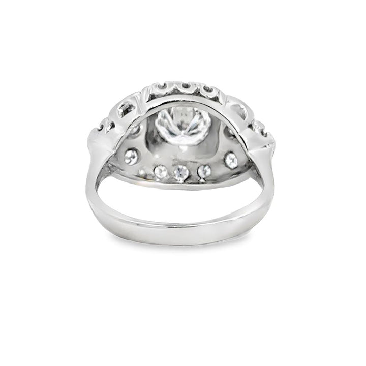 Vintage Diamond Ring in Platinum – 1.00CT Center