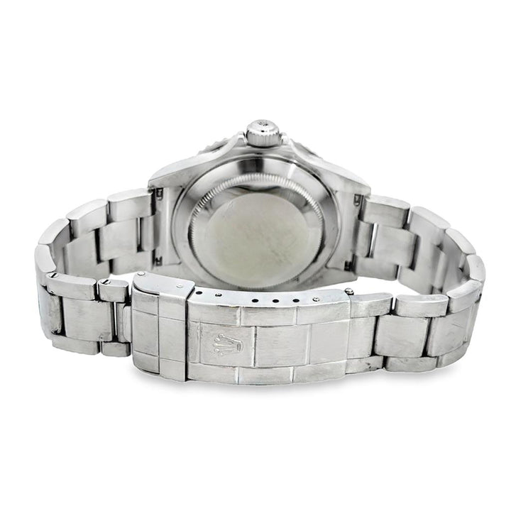 Pre-Owned Men’s 2005 Rolex Submariner Stainless Steel Automatic Watch – Model 16610