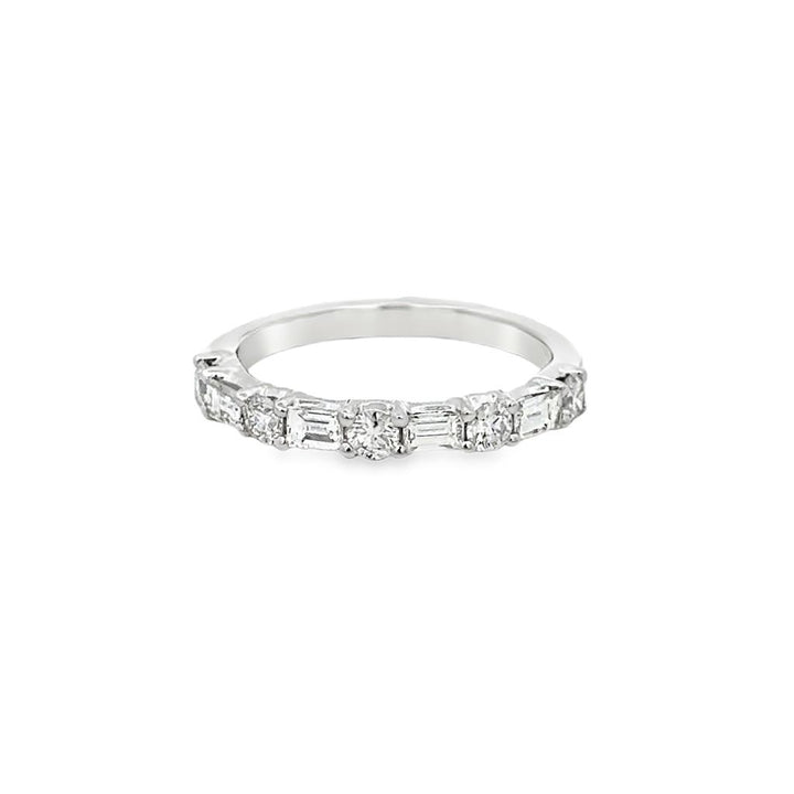 most sizes, 2.5mm wide
ChatGPT said:

0.74 CTW Diamond Baguette & Round Band – 14K White Gold