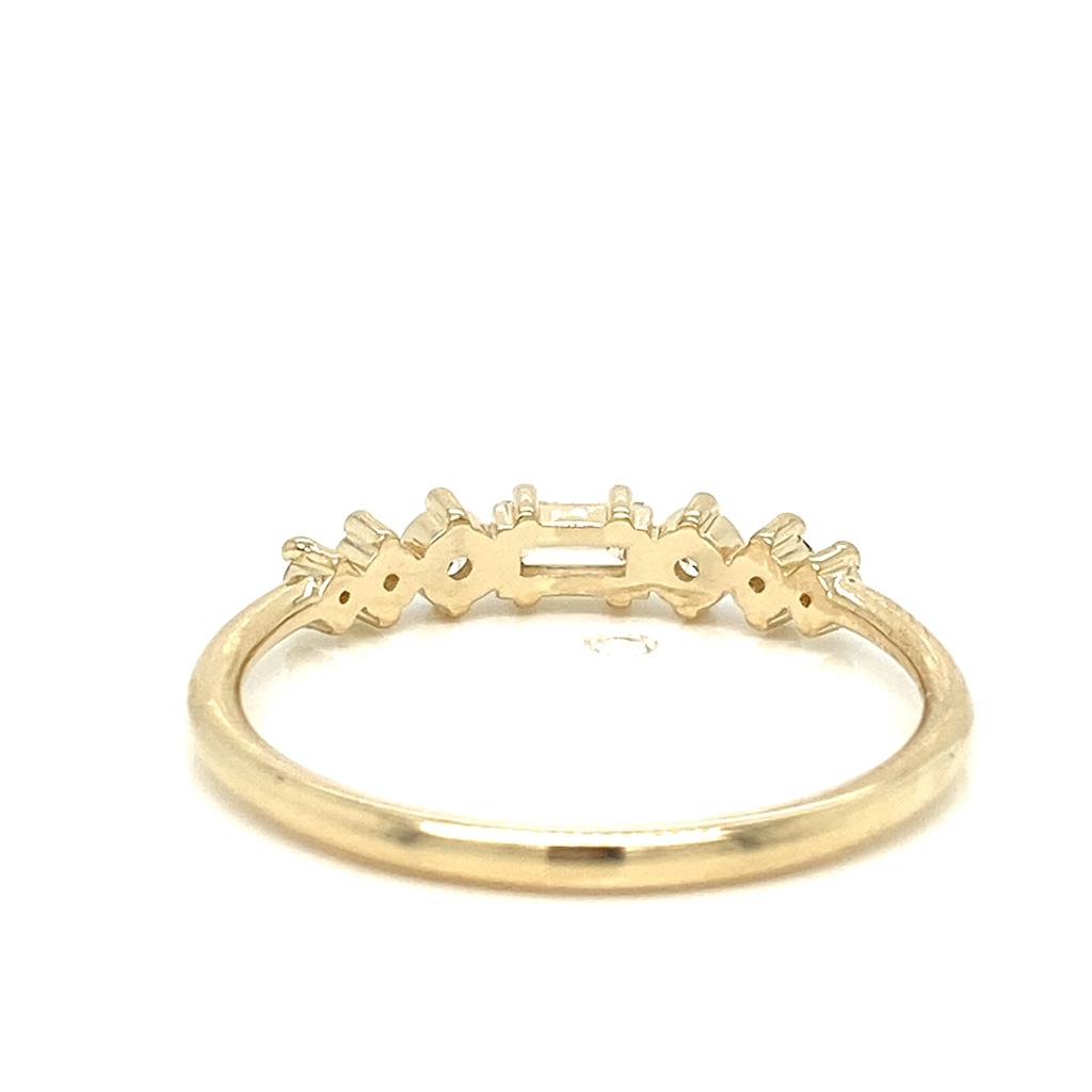 0.14 CT Baguette 0.17 CTW Round Diamonds 14K Yellow Gold Wedding Band