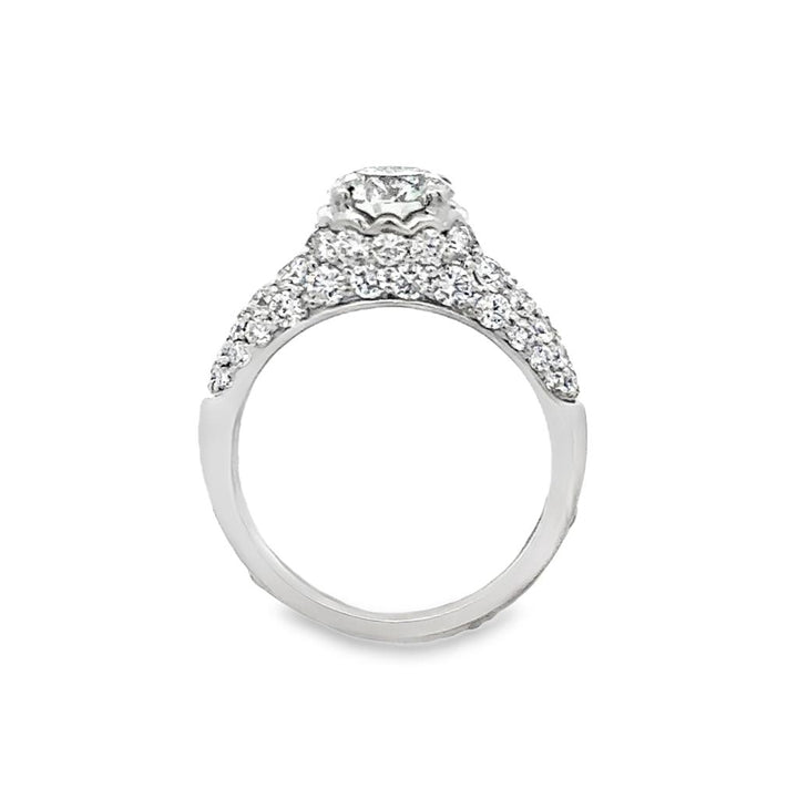 diamonds, ring size 6 3/4 but can be sized, 
ChatGPT said:
1.30 CT Diamond Engagement Ring – 18K White Gold, GIA Certified, 1.33 CTW Diamond Setting